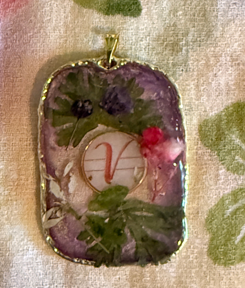 Mystic teaching symbol pendant
