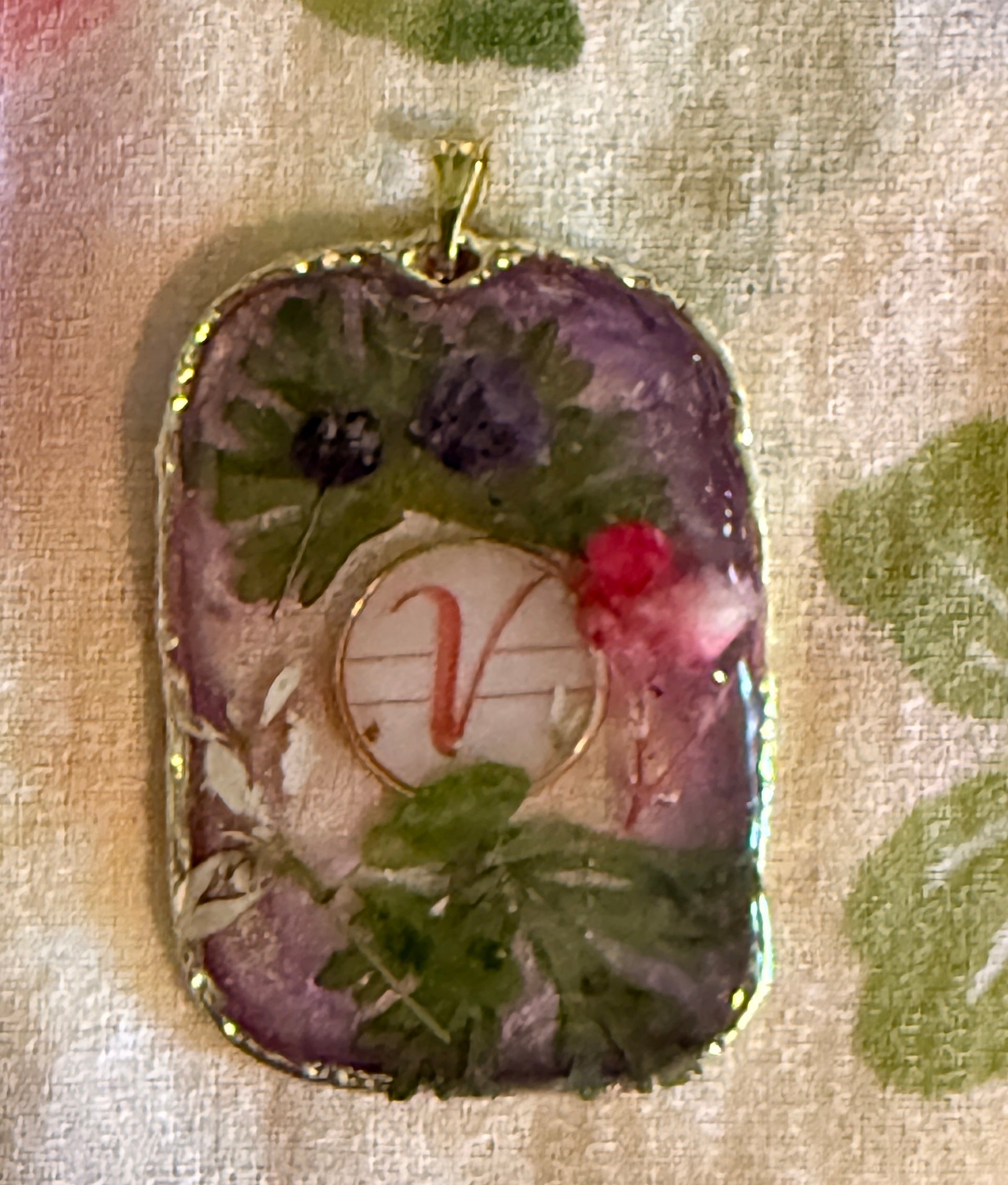 Mystic teaching symbol pendant